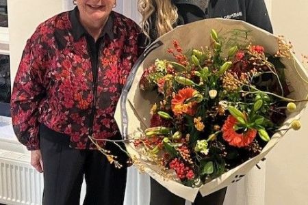 Bloemtique (Gerda de Vries) - Burgemeester van Tytsjerksteradiel.jpg