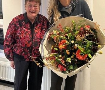 Bloemtique (Gerda de Vries) - Burgemeester van Tytsjerksteradiel.jpg